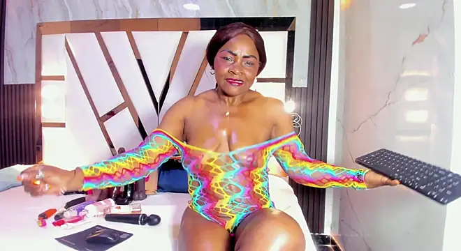 Snapshot of lola_hornei chatting on 5, 11, 2025 lola hornei online show from 5, 11, 2025