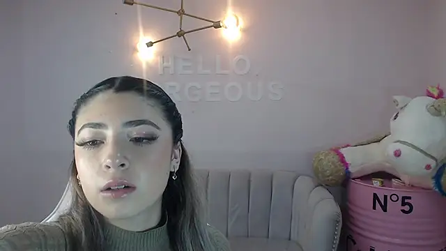 channel blonde a online show from 17, 2, 2025