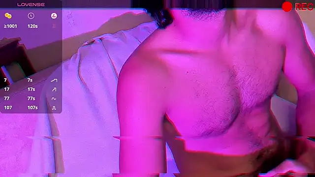 Nicholasrodrii online show from 12, 12, 2024