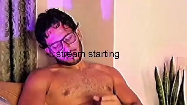 Nicholasrodrii online show from 27, 1, 2025