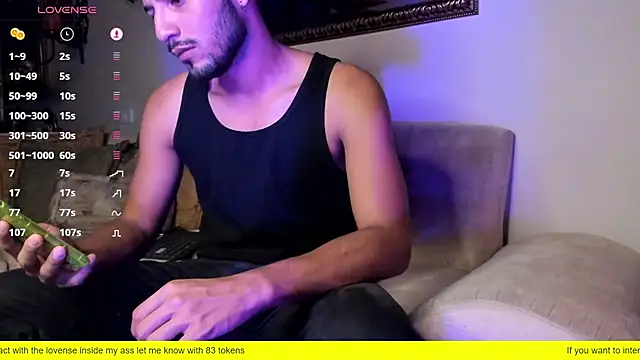 Nicholasrodrii online show from 8, 2, 2025