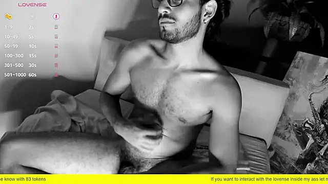 Nicholasrodrii online show from 22, 2, 2025