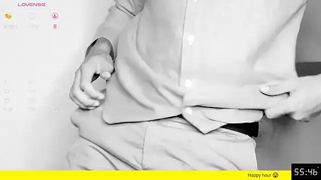 Nicholasrodrii online show from 6, 3, 2025