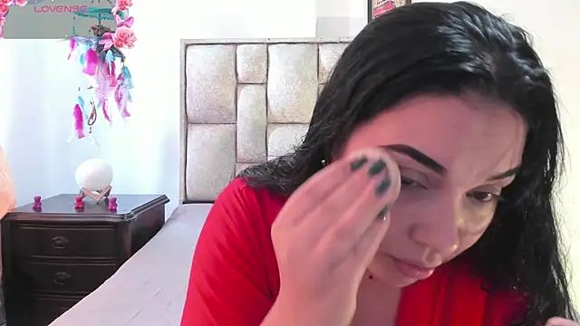 Snapshot of brianaGuzman chatting on 1, 10, 2025 brianaGuzman online show from 1, 10, 2025