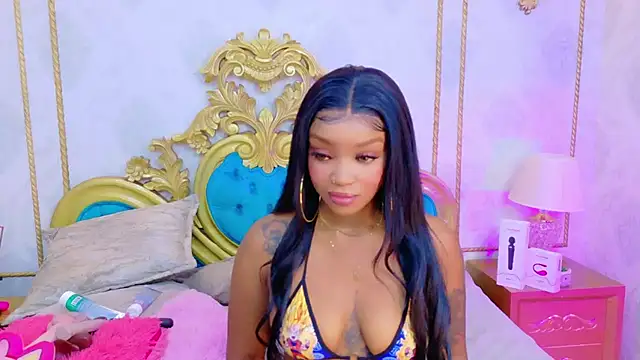 SalomeRestrepo online show from 24, 10, 2025