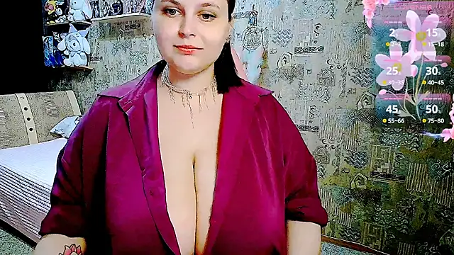 Snapshot of WhisperInTheDarkk chatting on 28, 7, 2026 WhisperInTheDarkk online show from 28, 7, 2026