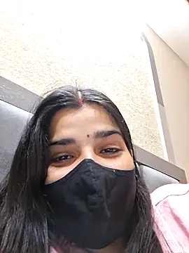 Snapshot of aaliya_bhattt chatting on 31, 10, 2025 aaliya bhattt online show from 31, 10, 2025