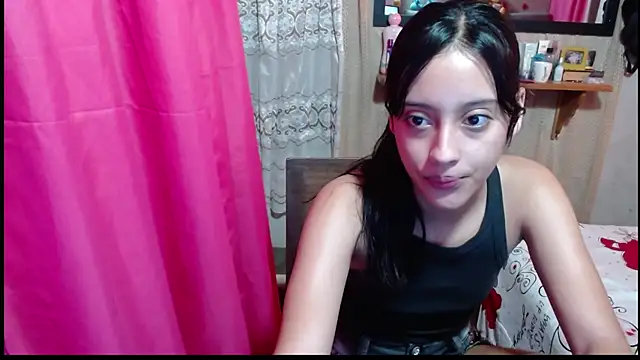 Snapshot of Lunawillis chatting on 10, 7, 2026 Lunawillis online show from 10, 7, 2026