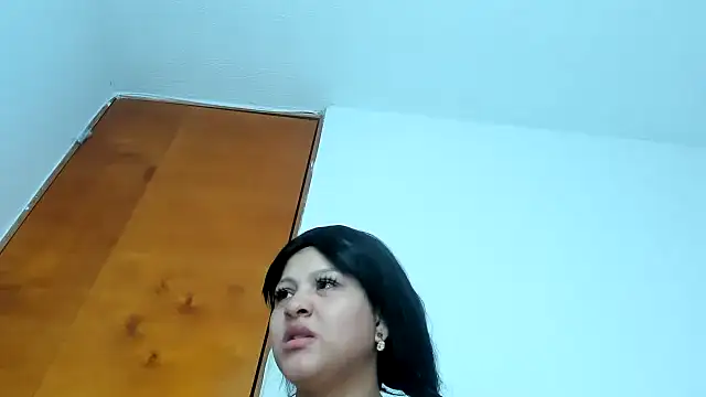 Natalycarter online show from 19, 10, 2025