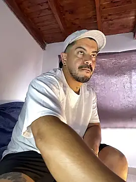 AndresSmith   online show from 23, 3, 2026