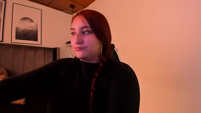 Alaia Cute online show from 11, 1, 2025