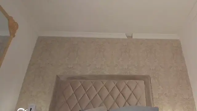 LiaFlowers online show from 23, 2, 2025