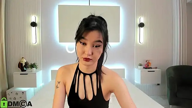 Lola Peach online show from 26, 1, 2025