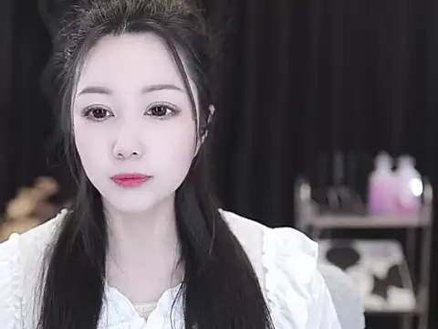 Snapshot of Nuyoah-77 chatting on 19, 2, 2026 Nuyoah-77 online show from 19, 2, 2026