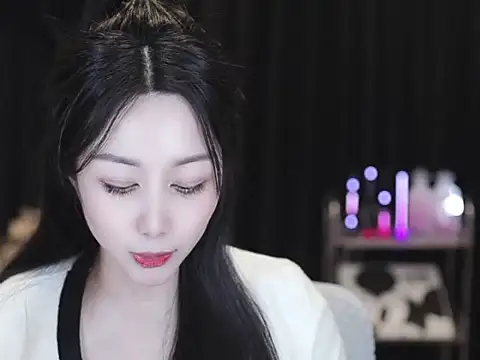 Snapshot of Nuyoah-77 chatting on 20, 2, 2026 Nuyoah-77 online show from 20, 2, 2026