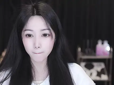 Snapshot of Nuyoah-77 chatting on 21, 2, 2026 Nuyoah-77 online show from 21, 2, 2026