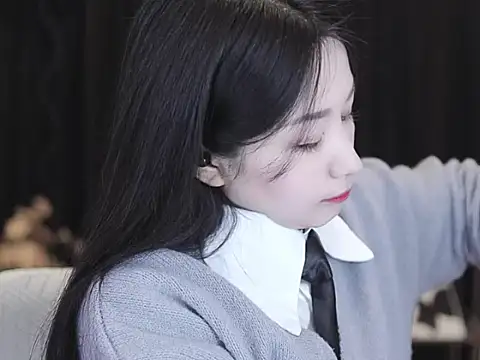 Nuyoah-77 online show from 17, 3, 2026