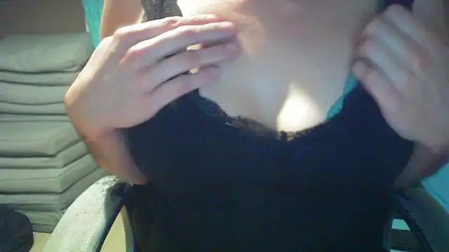 Snapshot of Raptor82 chatting on 1, 10, 2025 Raptor82 online show from 1, 10, 2025