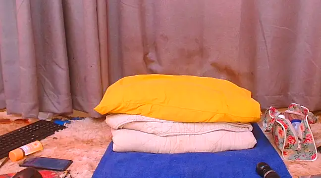 Snapshot of SexyCamilaxx chatting on 9, 2, 2025 SexyCamilaxx online show from 9, 2, 2025