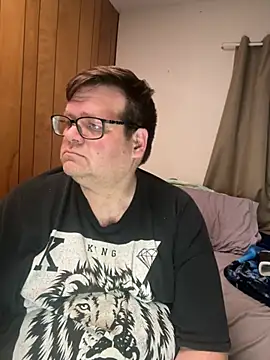 Snapshot of treatbobnicer chatting on 7, 8, 2026 treatbobnicer online show from 7, 8, 2026