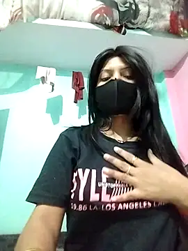 Snapshot of Hotty-Divya chatting on 16, 4, 2026 Hotty-Divya online show from 16, 4, 2026
