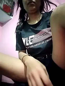 Snapshot of Hotty-Divya chatting on 19, 4, 2026 Hotty-Divya online show from 19, 4, 2026
