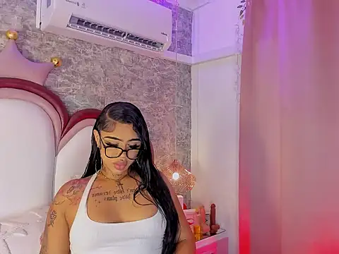 Snapshot of Mia_Jansen chatting on 27, 4, 2026 Mia Jansen online show from 27, 4, 2026