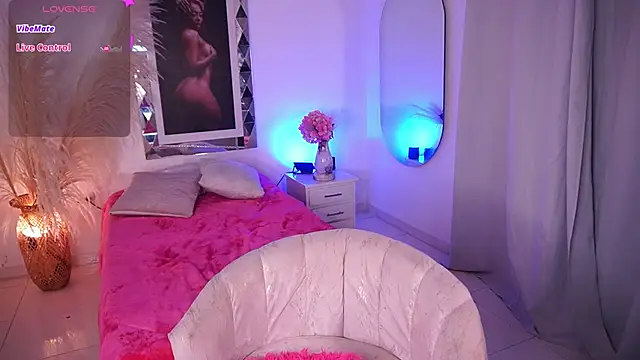 Snapshot of Alondrasparrow2 chatting on 16, 5, 2026 Alondrasparrow2 online show from 16, 5, 2026