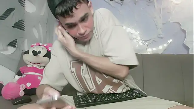 zacariasss  online show from 28, 10, 2025