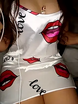 Snapshot of Patrona-fifi chatting on 14, 2, 2025 Patrona-fifi online show from 14, 2, 2025