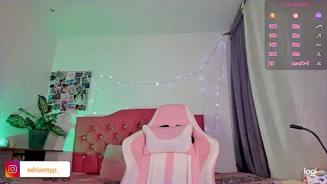 adriannyp 1 online show from 9, 3, 2025