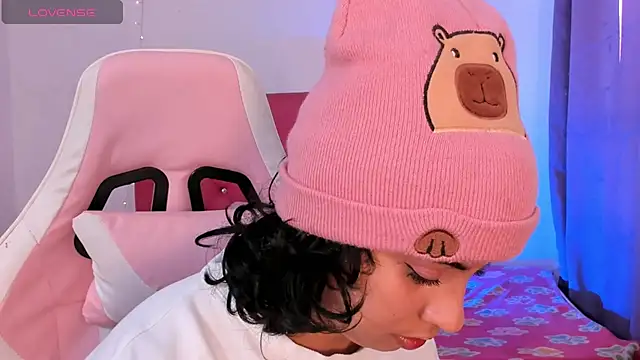 adriannyp 1 online show from 22, 9, 2025