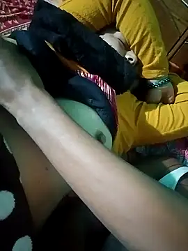 Snapshot of Lustyful_Couple chatting on 25, 12, 2024 Lustyful Couple online show from 25, 12, 2024