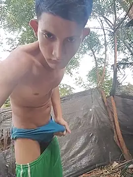 Valentinacuc online show from 6, 11, 2025