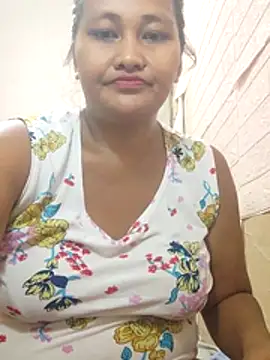 Sweetchuby1995 online show from 26, 4, 2026