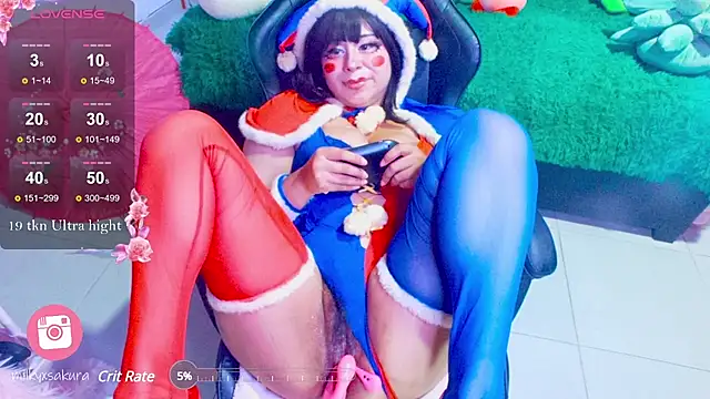 MilkyXSakura online show from 5, 1, 2025