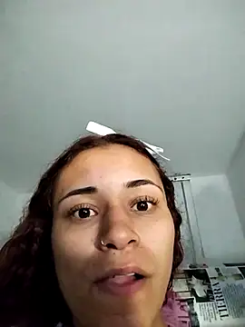 Snapshot of caroline0997 chatting on 23, 12, 2024 caroline0997 online show from 23, 12, 2024