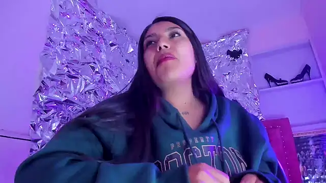 SarahStones online show from 29, 11, 2025