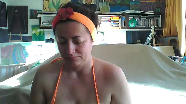 MariaAnaSunshine online show from 19, 10, 2025