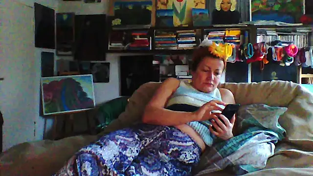 MariaAnaSunshine online show from 12, 1, 2026