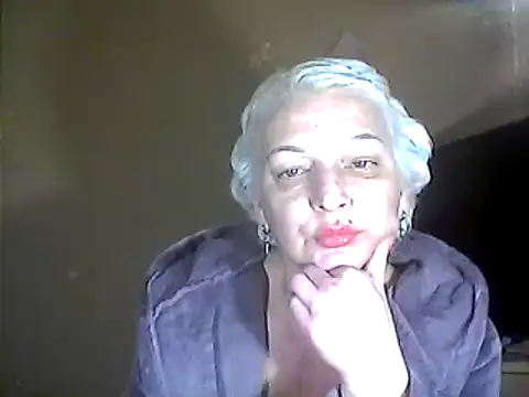 Snapshot of MaryJane441 chatting on 4, 2, 2025 MaryJane441 online show from 4, 2, 2025