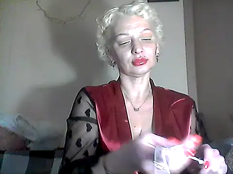 Snapshot of MaryJane441 chatting on 4, 3, 2026 MaryJane441 online show from 4, 3, 2026