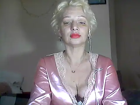 Snapshot of MaryJane441 chatting on 5, 3, 2026 MaryJane441 online show from 5, 3, 2026