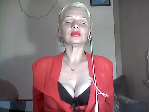 Snapshot of MaryJane441 chatting on 1, 4, 2026 MaryJane441 online show from 1, 4, 2026