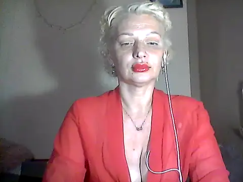 Snapshot of MaryJane441 chatting on 2, 4, 2026 MaryJane441 online show from 2, 4, 2026
