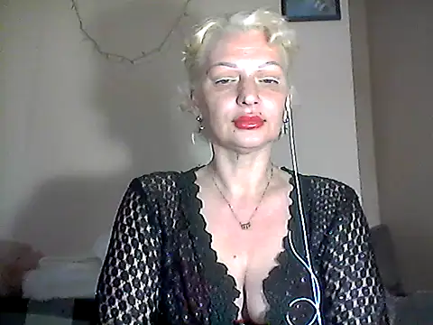 Snapshot of MaryJane441 chatting on 10, 4, 2026 MaryJane441 online show from 10, 4, 2026