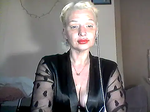 Snapshot of MaryJane441 chatting on 14, 4, 2026 MaryJane441 online show from 14, 4, 2026