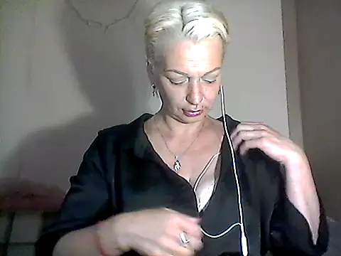 Snapshot of MaryJane441 chatting on 13, 7, 2026 MaryJane441 online show from 13, 7, 2026