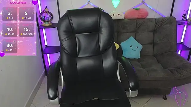 littlevixen18 online show from 23, 12, 2024