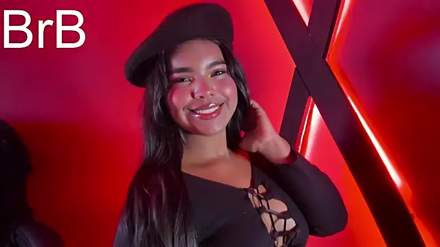 zoe roux21 online show from 4, 10, 2025